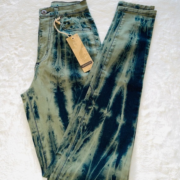 HIGH RISE AUTHENTIC AMERICAN DENIM - Picture 3 of 4